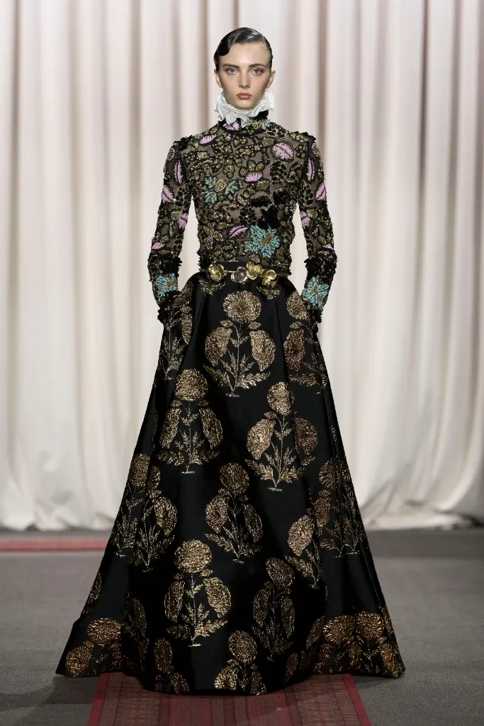 Giambattista Valli 25SS高定 011